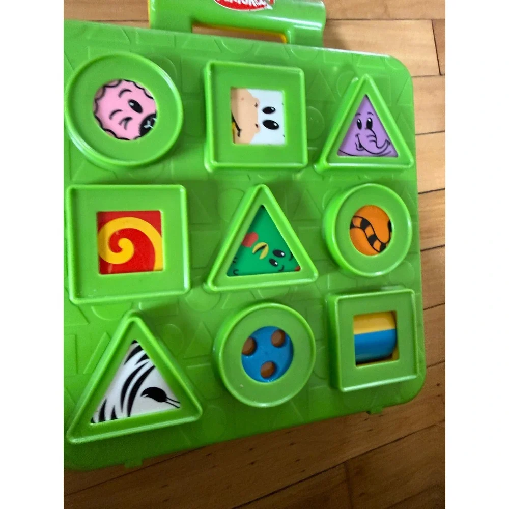 Playskool Blocksters Block Spot Farm Jungle travel case motor development toy‎